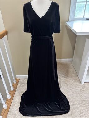 Revelry Black Velvet V-Neck Maxi Dress with Waist Tie Size M EUC